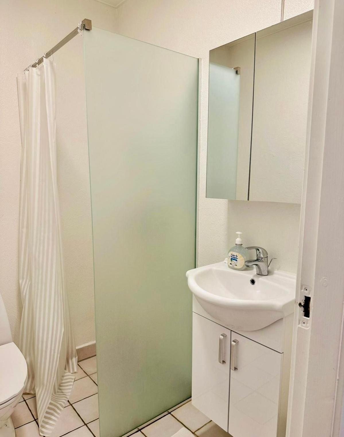 5 Minute Walk To Lego House - N3 - Studio Room With Private Bathroom Billund Eksteriør bilde